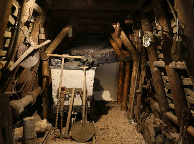 Ein historischer Stollenausbau